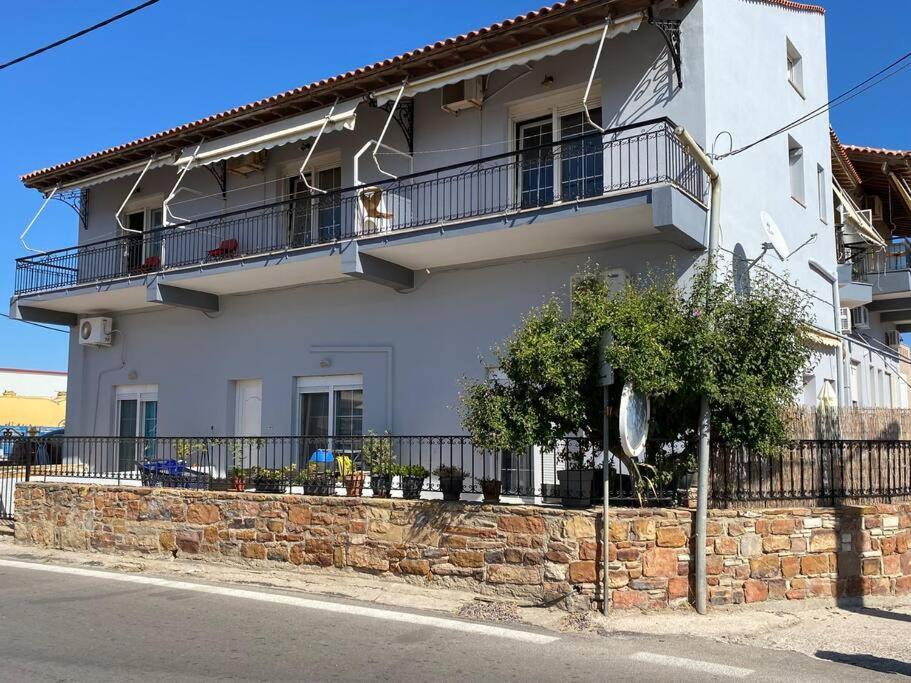 Апартаменти Μεζονέτα Aikaterini N3 Хіос Екстер'єр фото